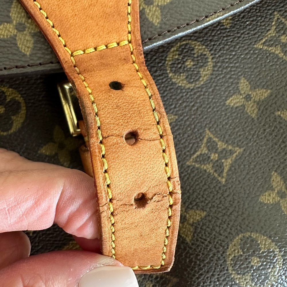 Louis Vuitton Juene Fille Crossbody Bag - Picture 15 of 15